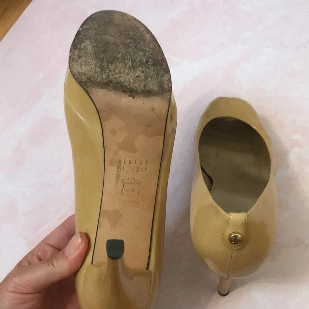Stuart Weitzman nude patent leather platform heel 8.5M